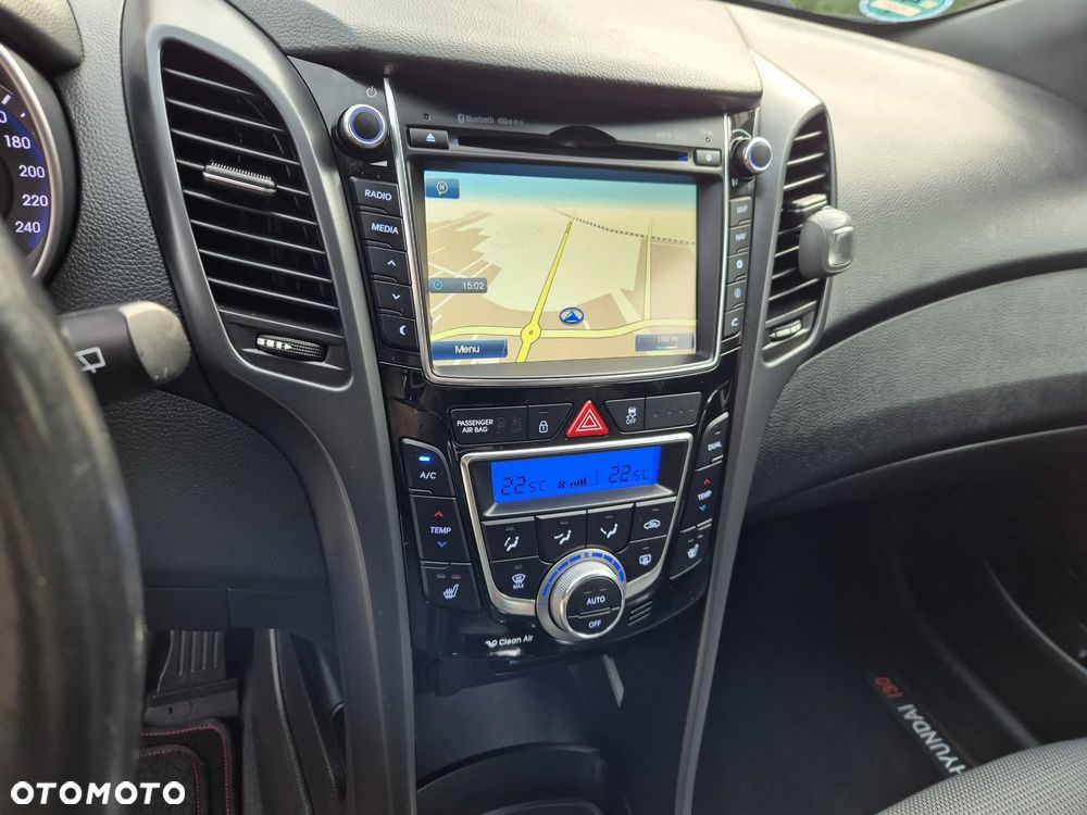 Hyundai i30 blue Kombi 1.6 GDi Passion - 28