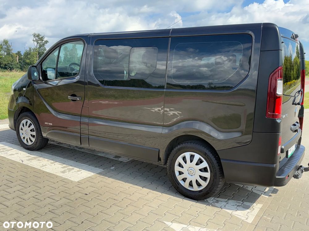 Renault Trafic - 12