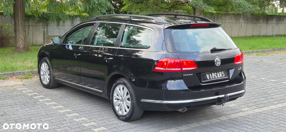 Volkswagen Passat Variant 1.6 TDI DPF BlueMot Comfortline - 15