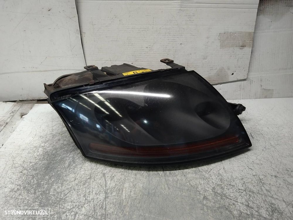 FAROL DIREITO AUDI TT 1998 - 4