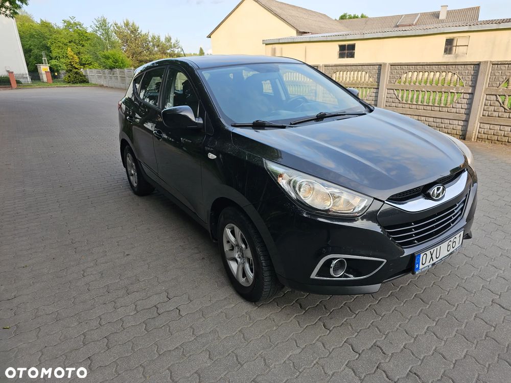 Hyundai ix35 1.7 CRDi 2WD blue Finale Gold - 2