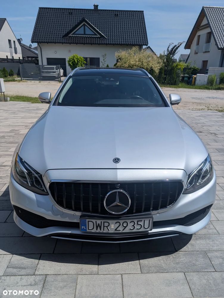 Mercedes-Benz E-Class 2019 photo 2