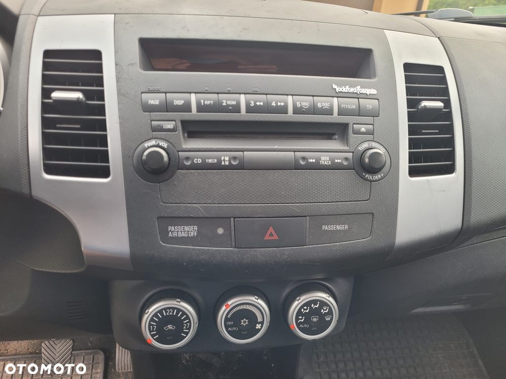 Mitsubishi Outlander 2.2 DID Instyle - 19