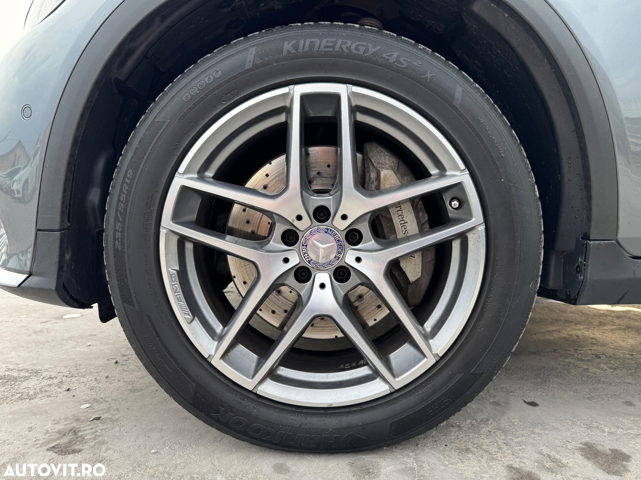 Mercedes-Benz GLC 250 d 4Matic 9G-TRONIC AMG Line - 37