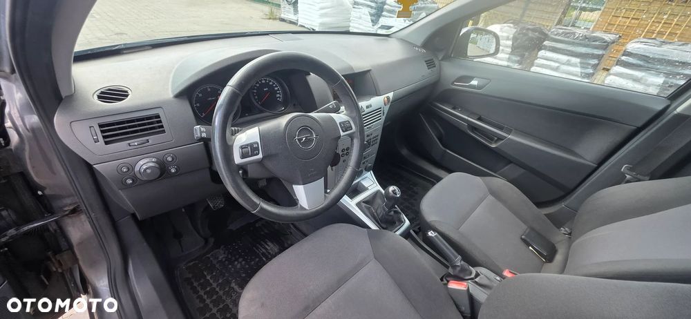 Opel Astra - 18
