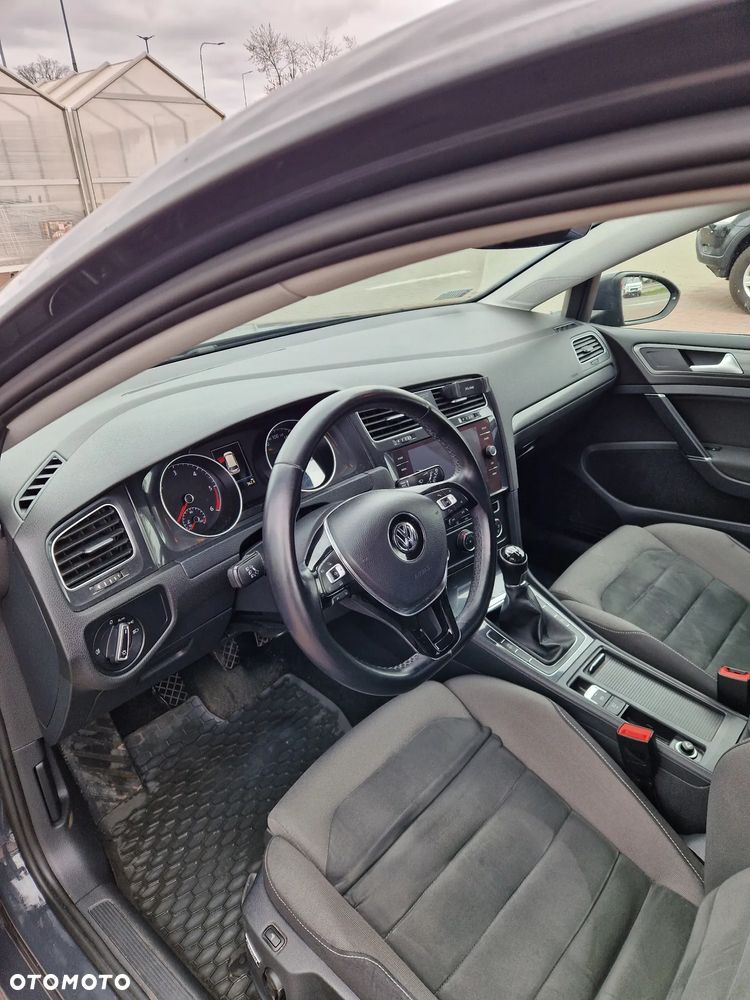 Volkswagen Golf 1.6 TDI BMT Comfortline - 6