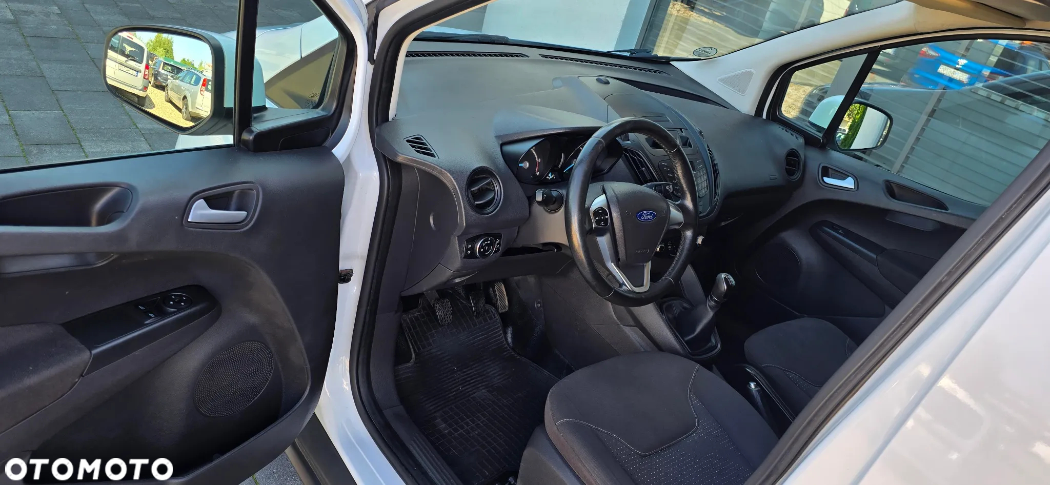 Ford Transit Courier S&S Basis - 21