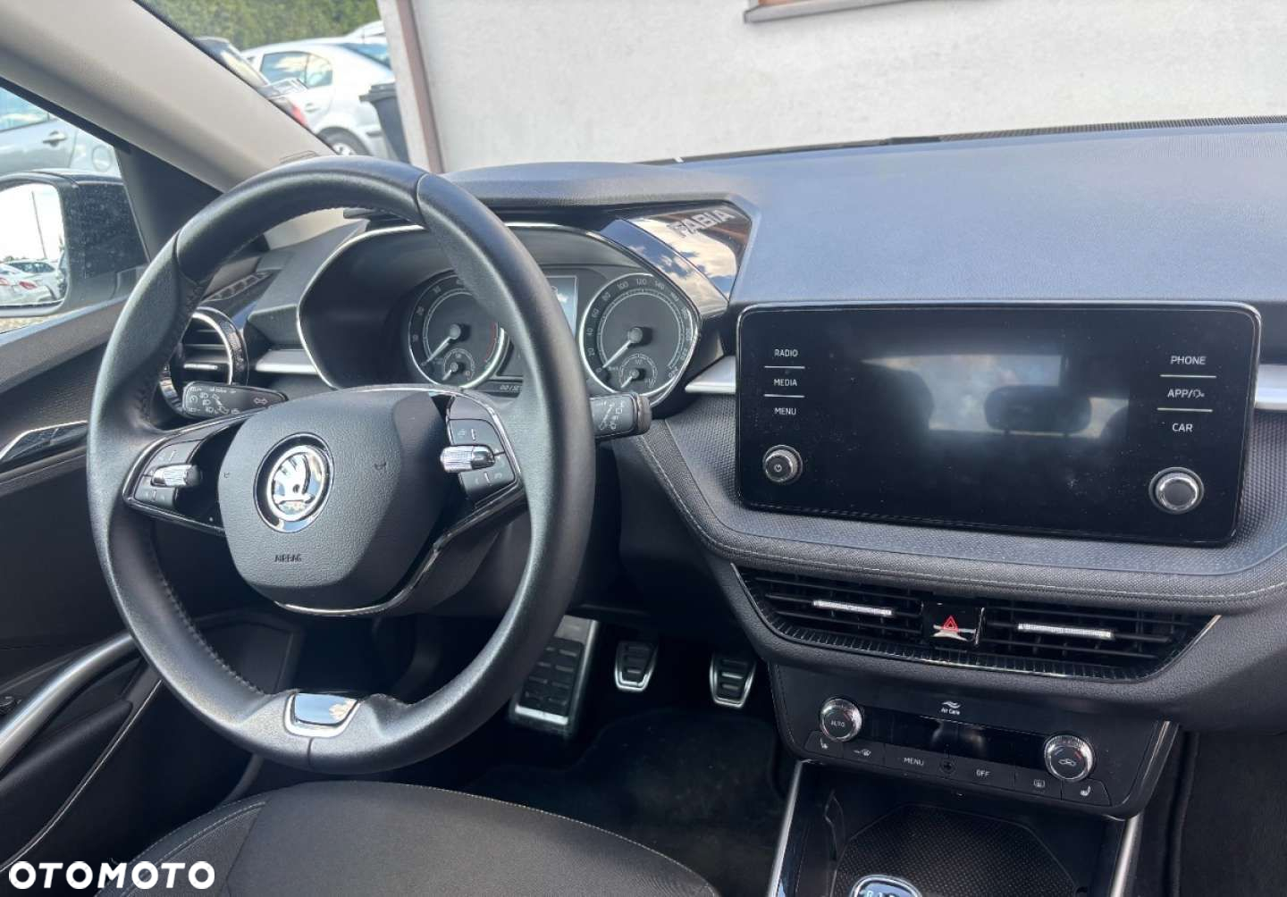 Skoda Fabia - 11