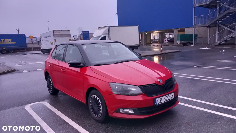 Skoda Fabia 1.0 MPI Cool Edition Red & Grey - 10
