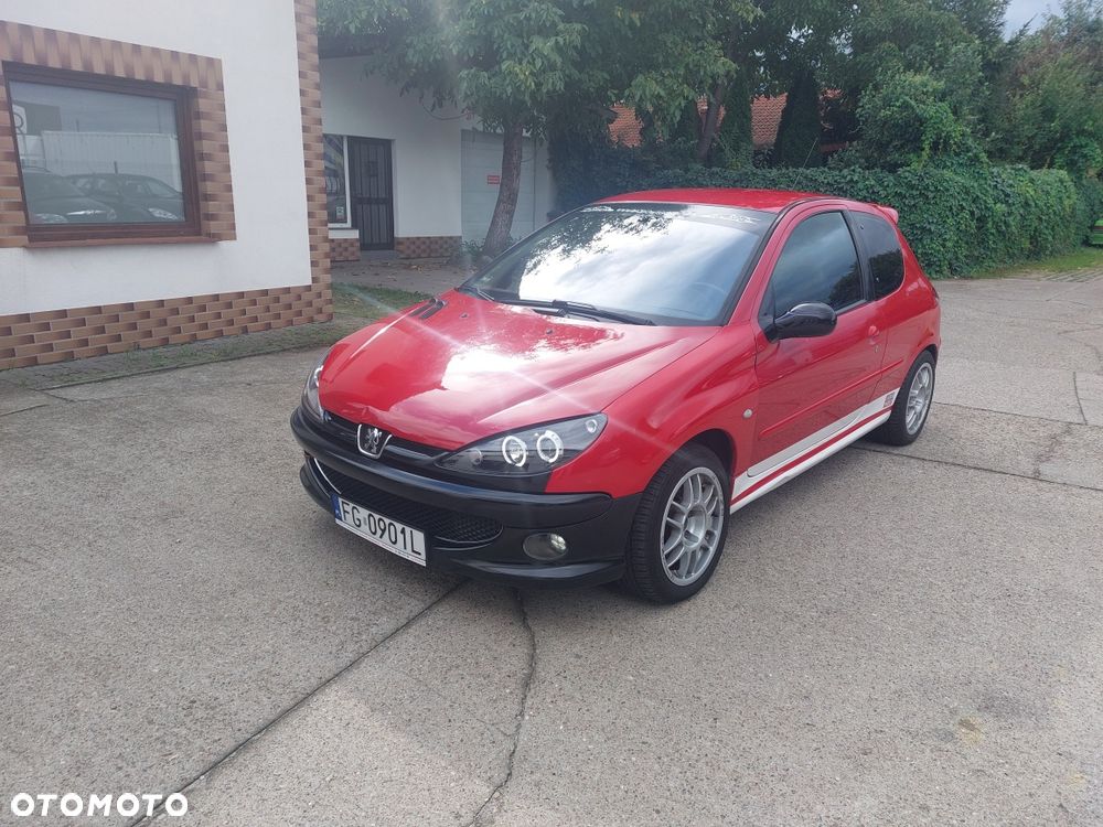 Peugeot 206 - 1