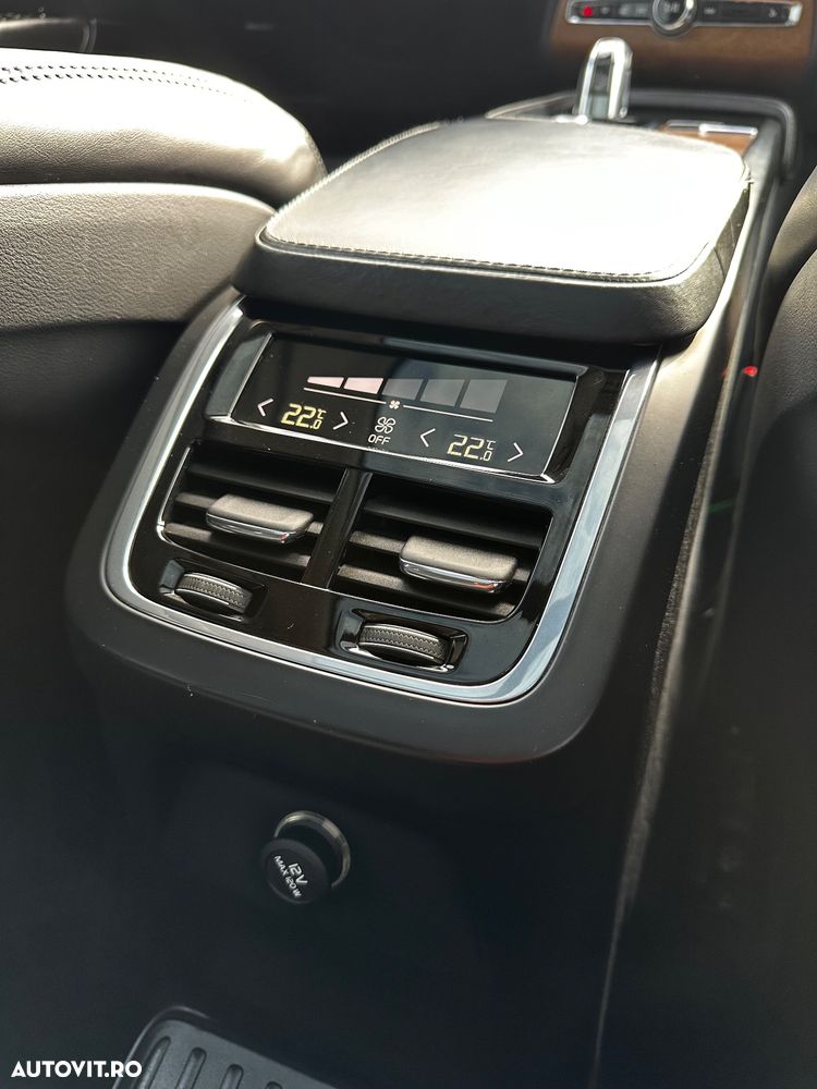 Volvo XC 90 T8 AWD Twin Engine Geartronic Inscription - 17
