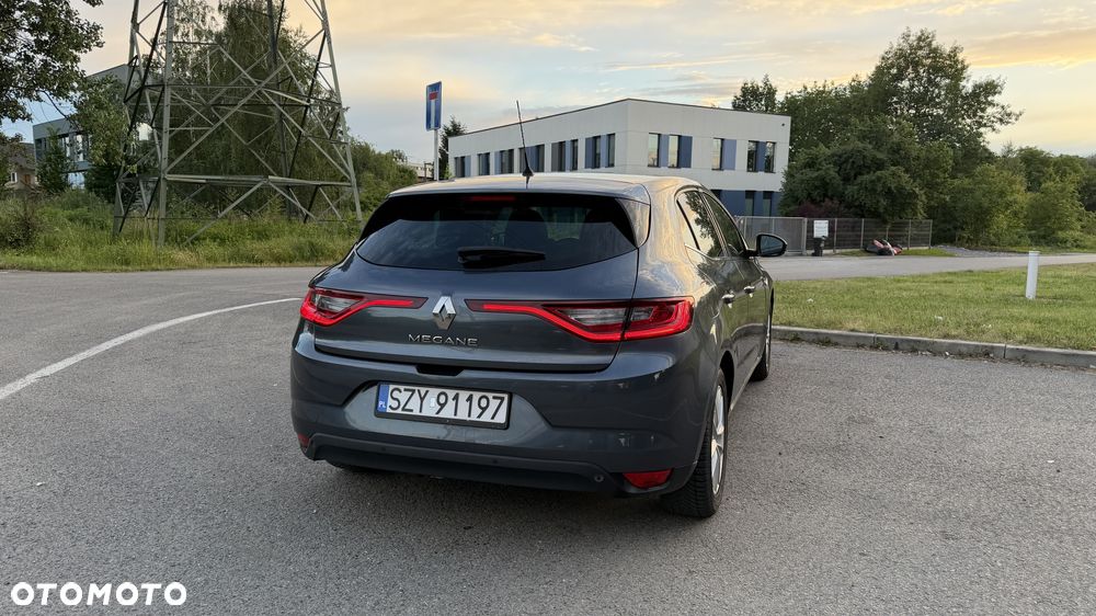 Renault Megane 1.6 SCe Limited - 6