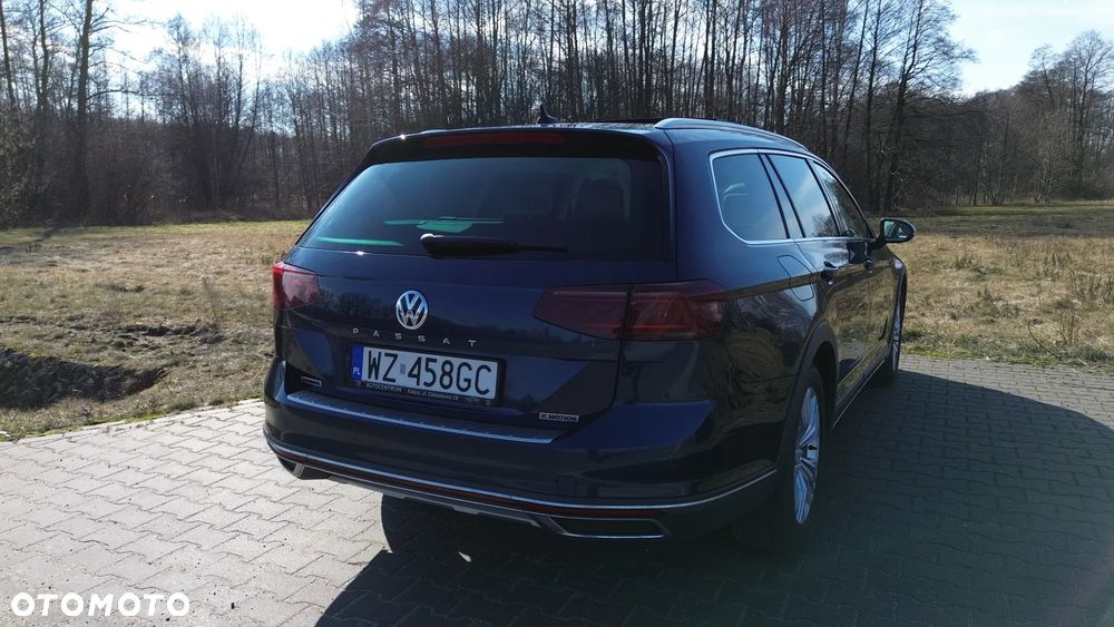 Volkswagen Passat 2.0 TDI SCR (BlueMotion Tech) 4Mot DSG Highline - 11