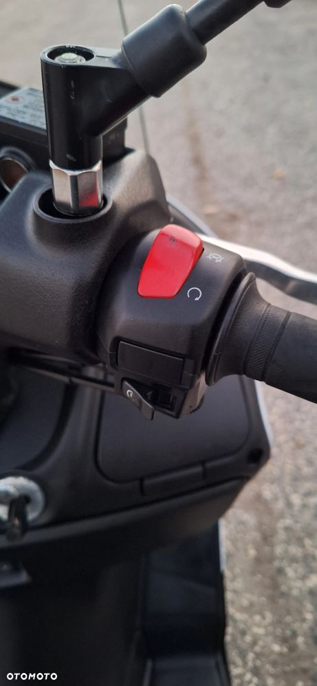 Suzuki Burgman - 21