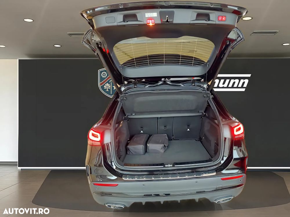 Mercedes-Benz GLA - 6