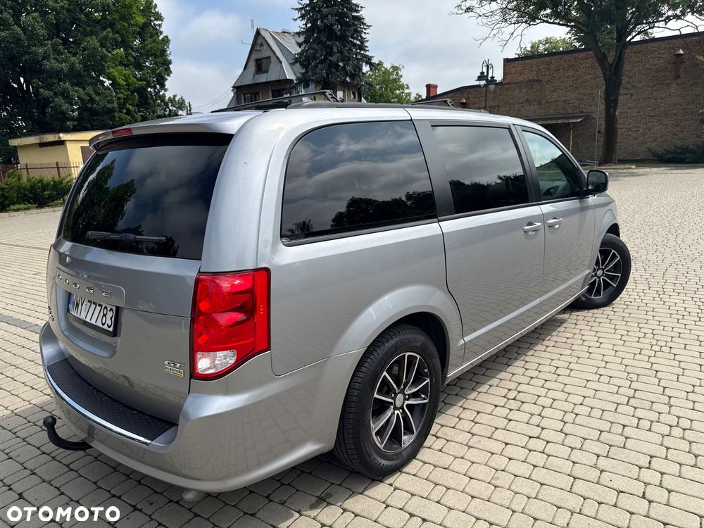 Dodge Grand Caravan 3.6 Express - 8
