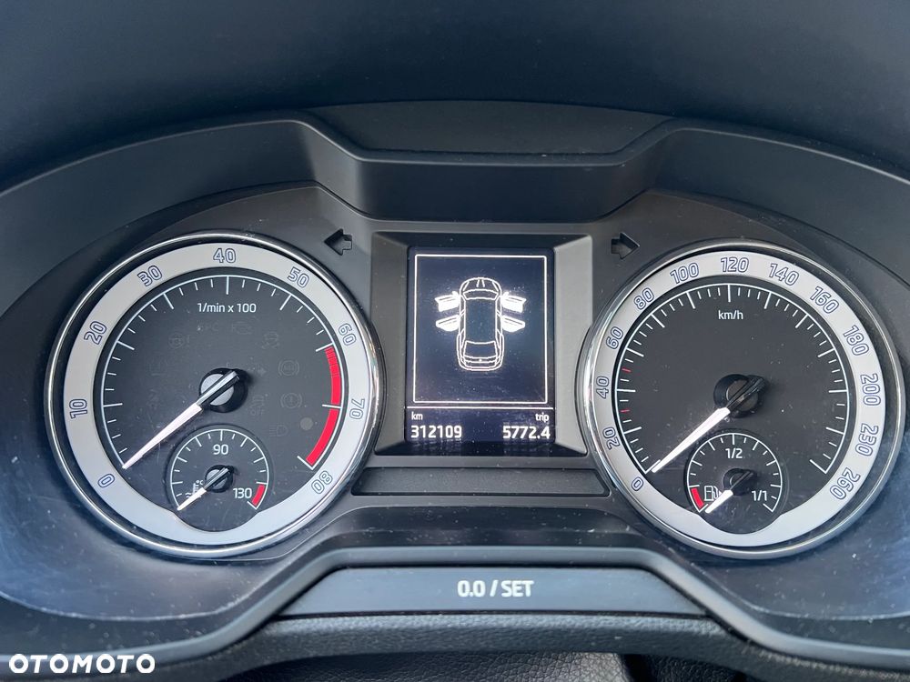 Skoda Octavia 1.4 TSI Ambition DSG - 14