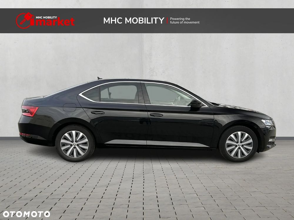 Skoda Superb 2.0 TDI SCR Ambition DSG - 6