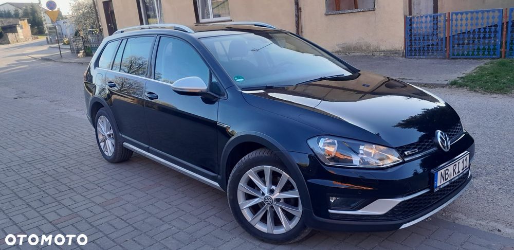 Volkswagen Golf Alltrack - 2