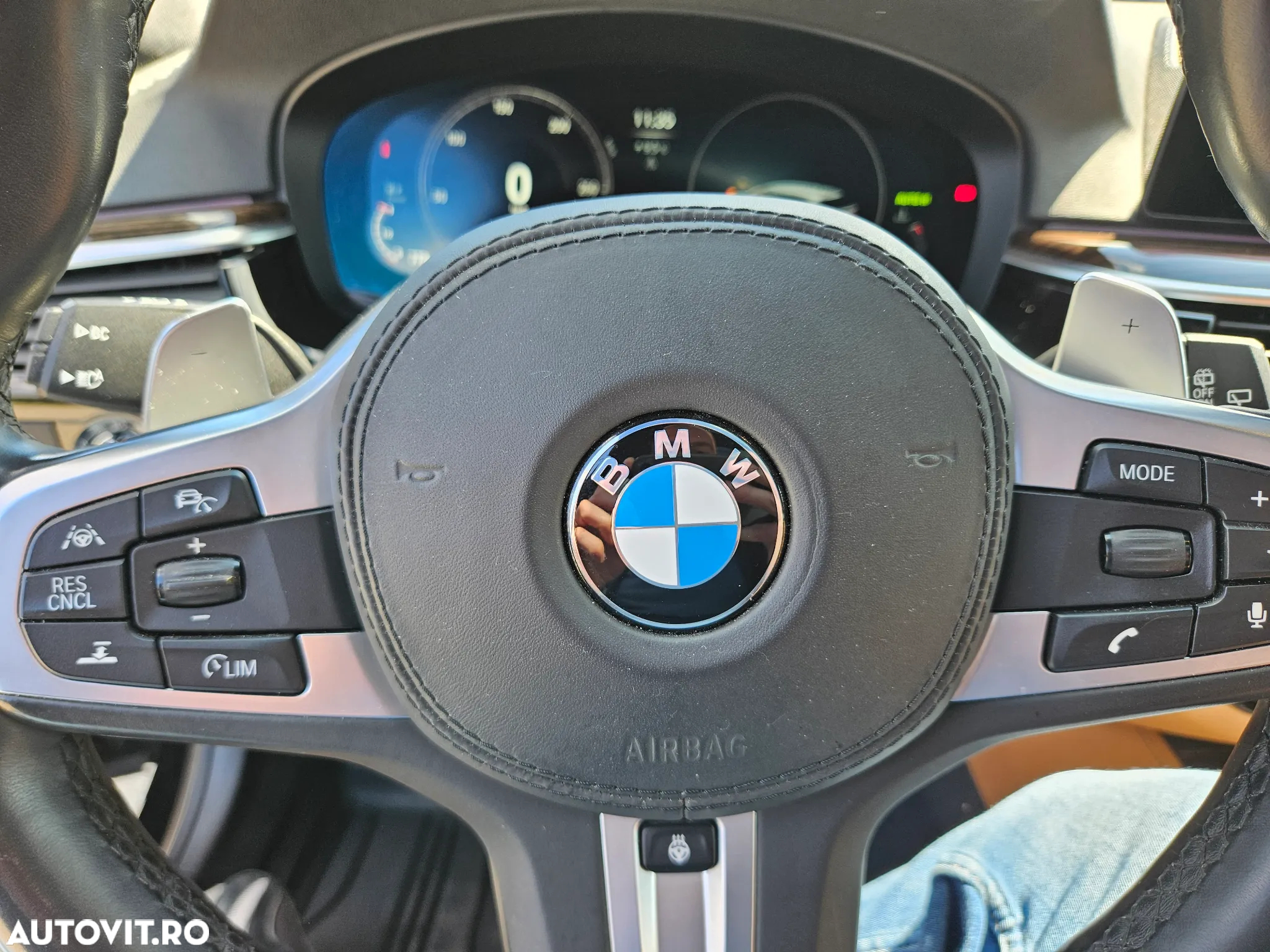 BMW Seria 5 520d Touring Aut. M Sport Edition - 23