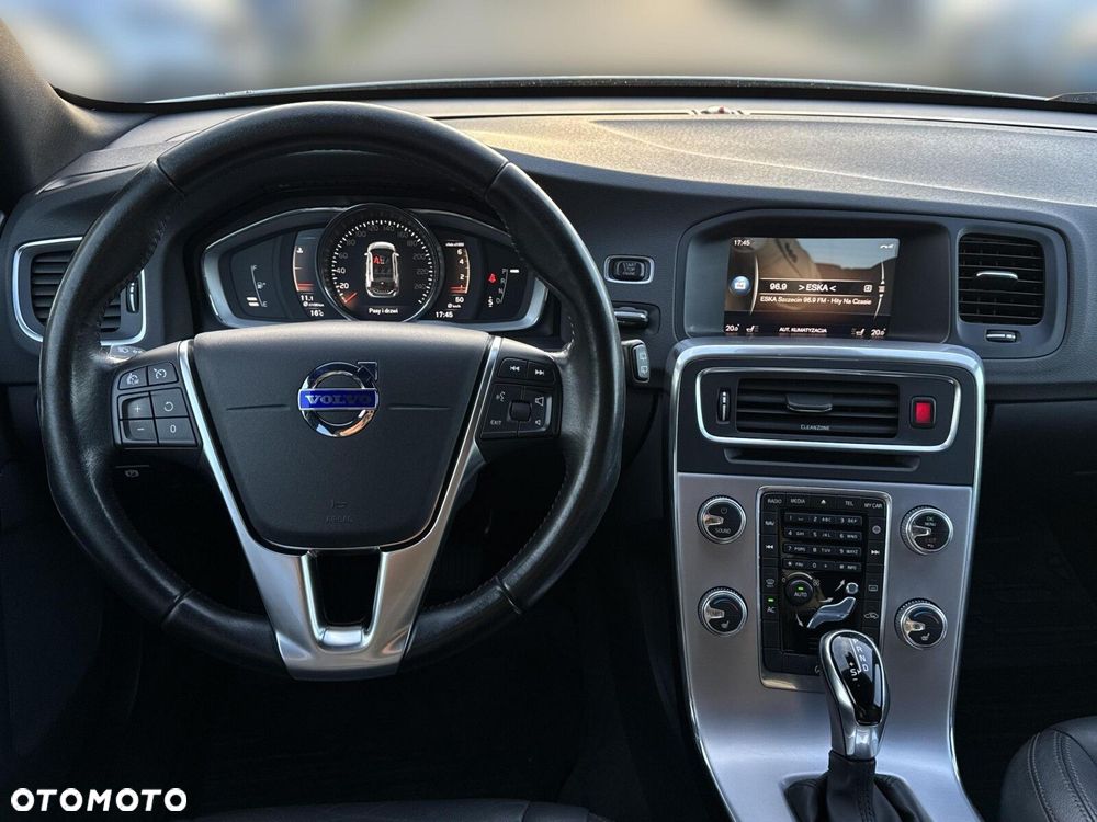 Volvo V60 - 17