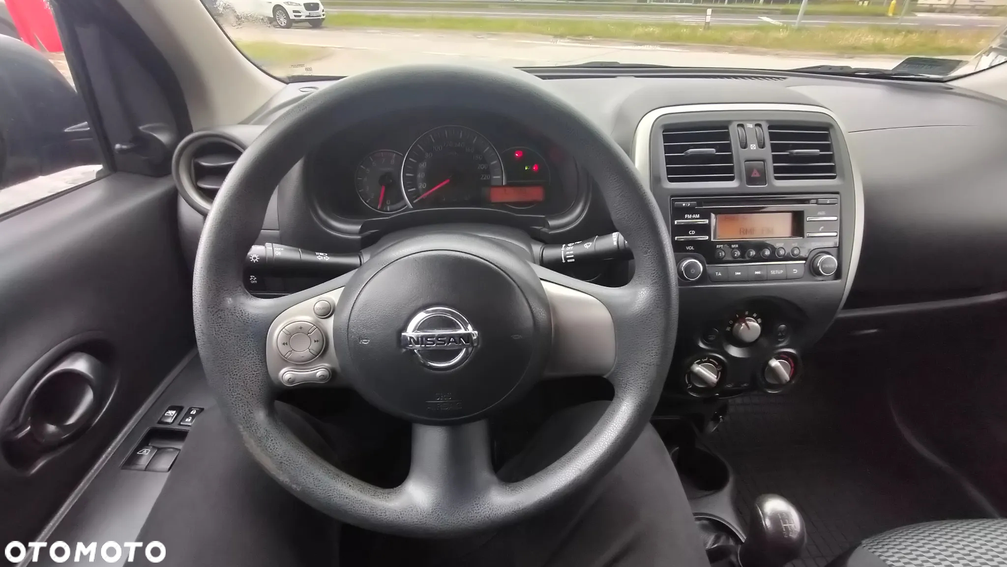 Nissan Micra - 32