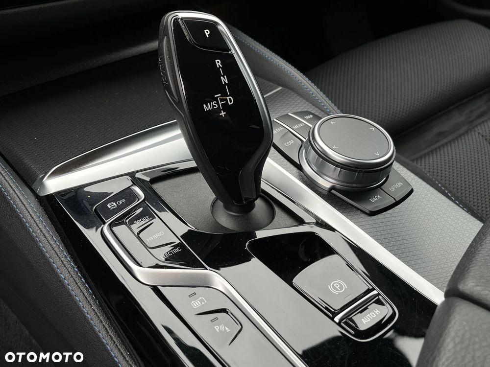 BMW Seria 5 530e M Sport sport - 25
