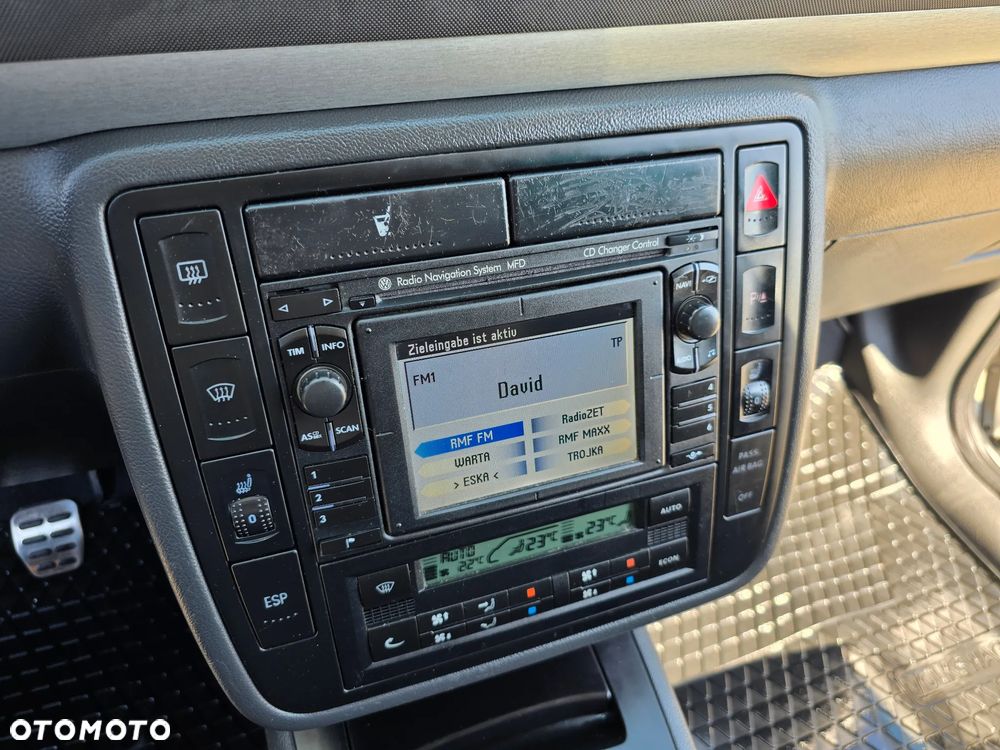 Volkswagen Sharan - 30