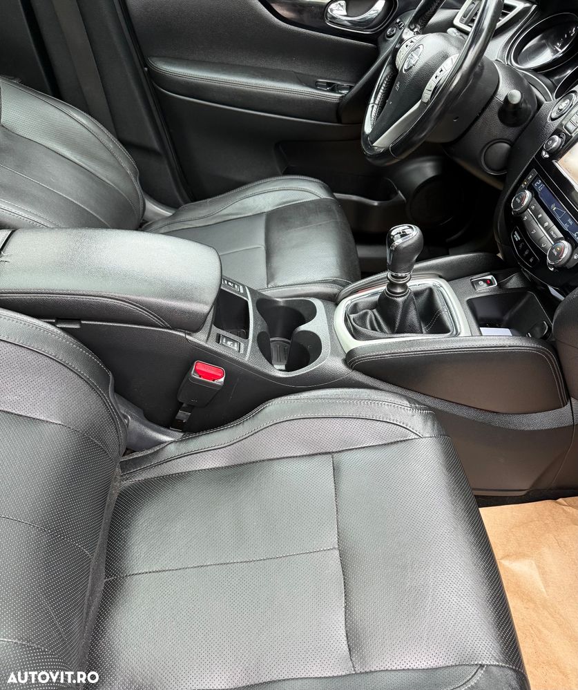 Nissan Qashqai 1.6 DCI ALL-MODE 4x4i TEKNA+ - 22