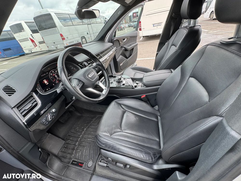 Audi Q7 3.0 TFSI Quattro Tiptronic - 30