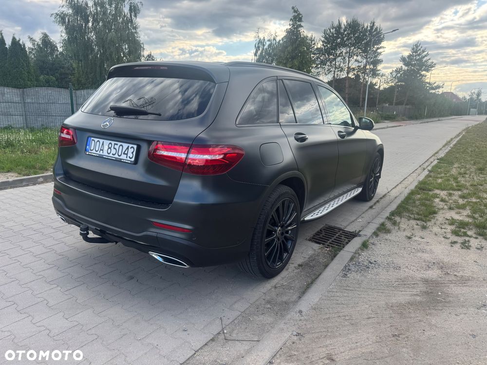 Mercedes-Benz GLC - 14