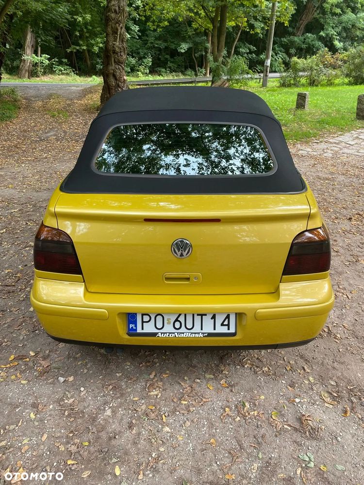 Volkswagen Golf - 4