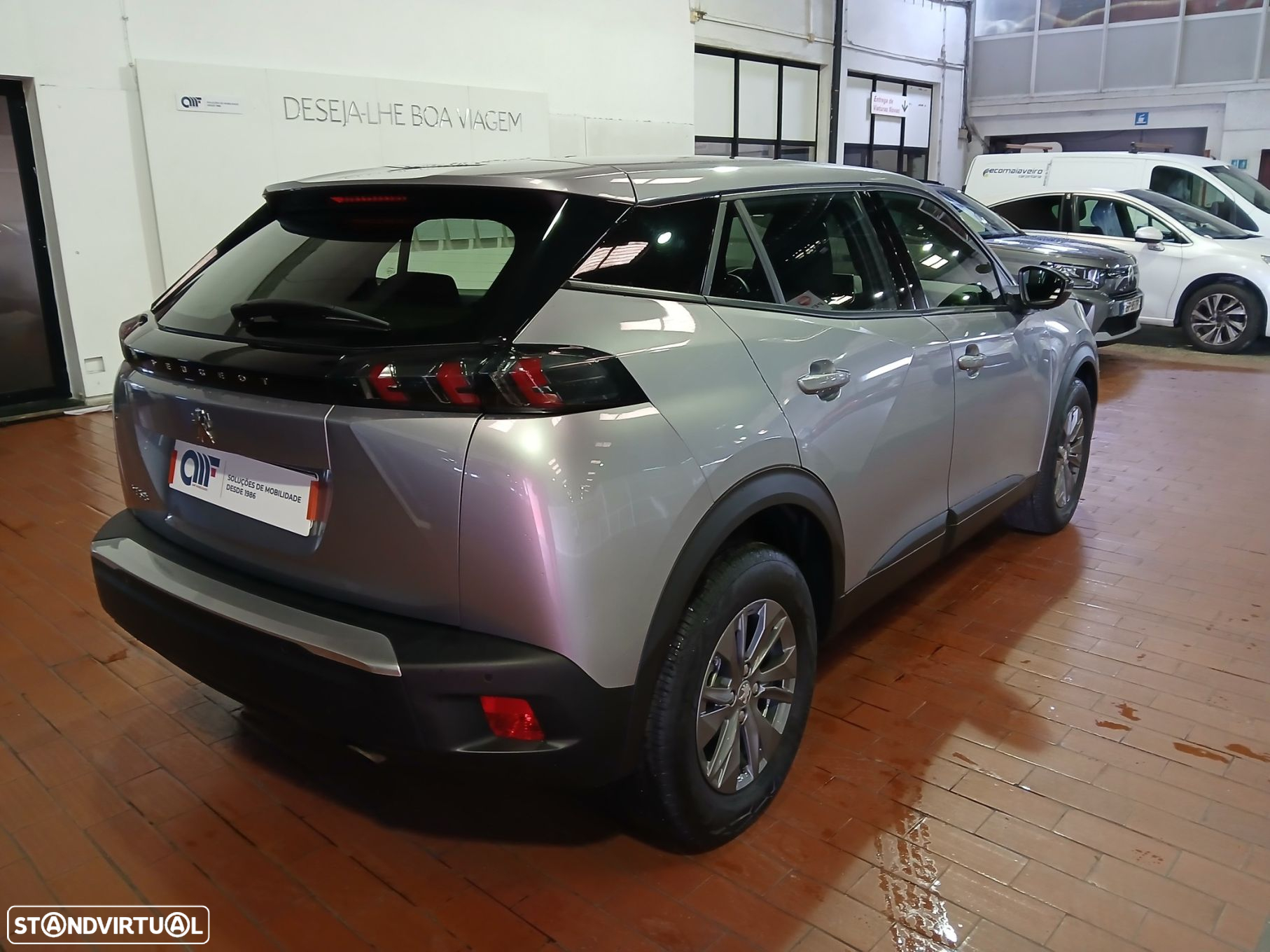 Peugeot 2008 1.2 PureTech Active Pack - 11