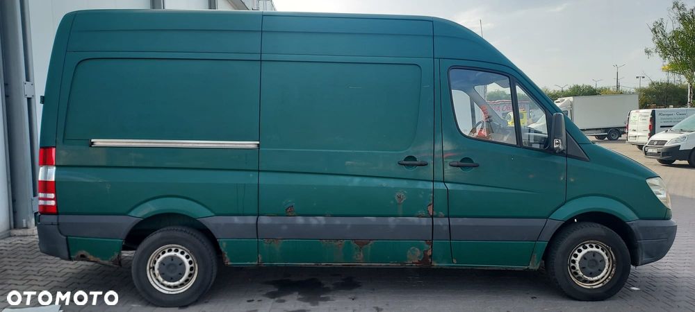 Mercedes-Benz Sprinter - 3