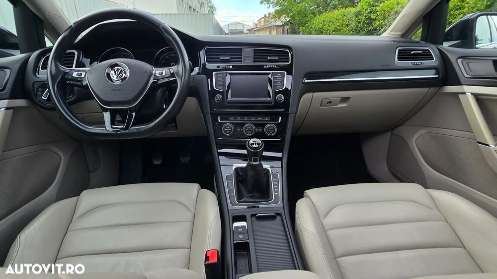 Volkswagen Golf 1.6 TDI BMT Highline - 25