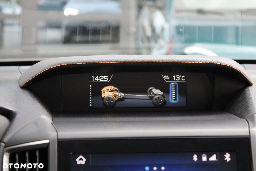 Subaru XV 2.0i-S Platinum (EyeSight) Lineartronic - 30