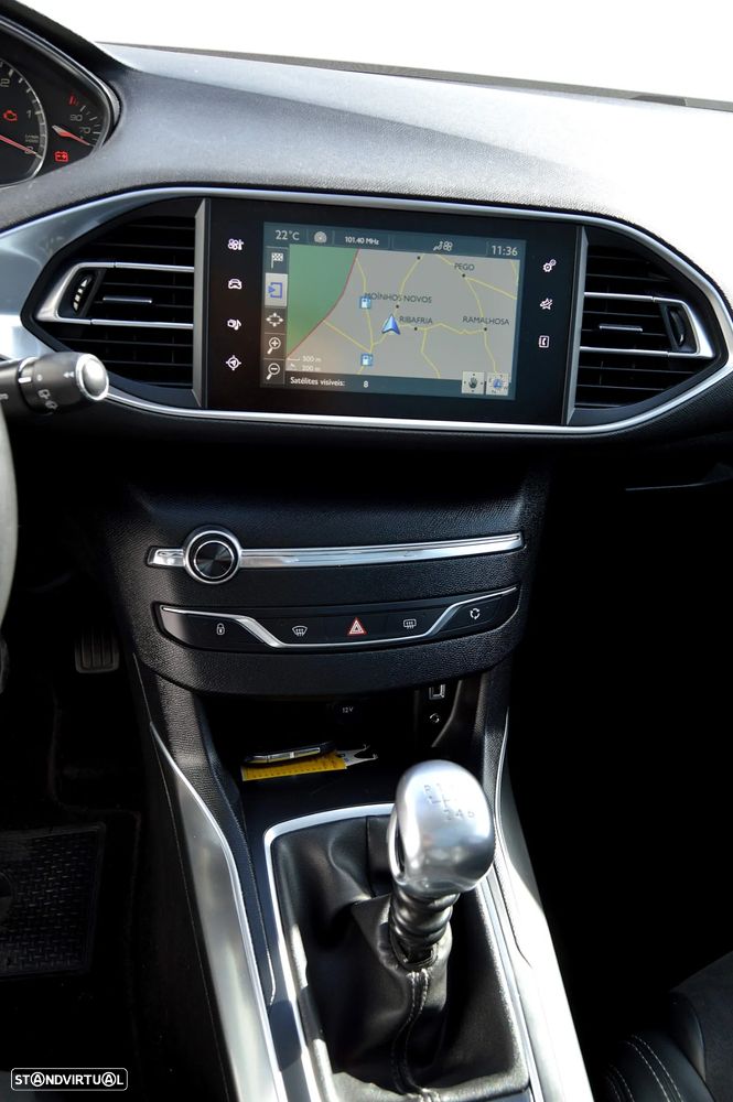 Peugeot 308 SW 1.6 e-HDi Allure - 20