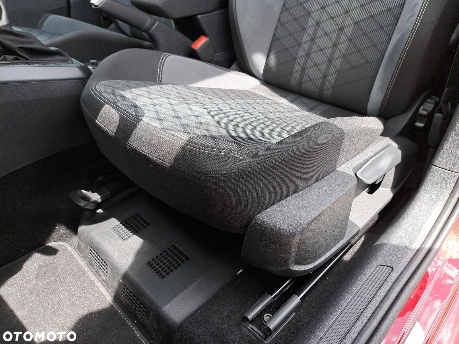 Volkswagen Taigo 1.5 TSI ACT R-Line Plus DSG - 26