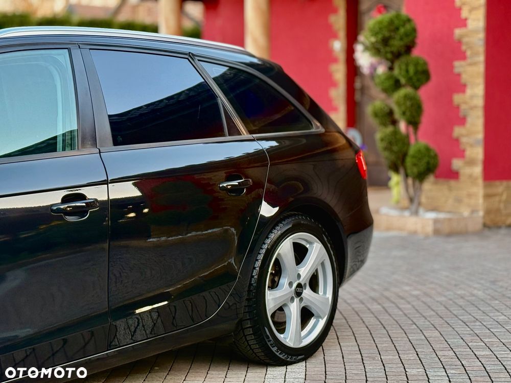 Audi A4 Avant 2.0 TDI DPF Attraction - 5