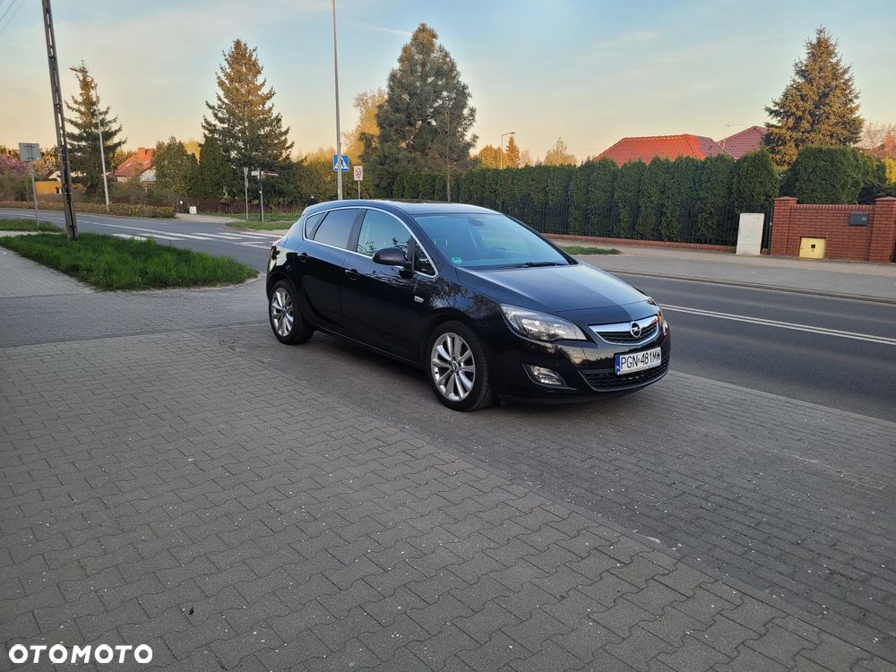Opel Astra 1.6 Turbo Edition - 3
