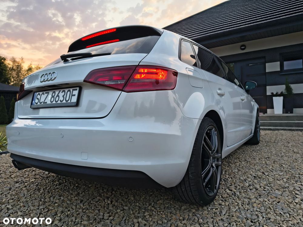 Audi A3 Sportback 1.4 TFSI CoD Sport - 11