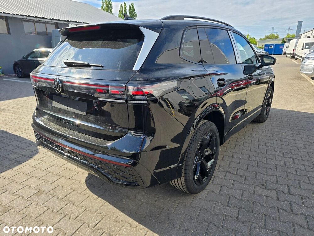 Volkswagen Tiguan - 8