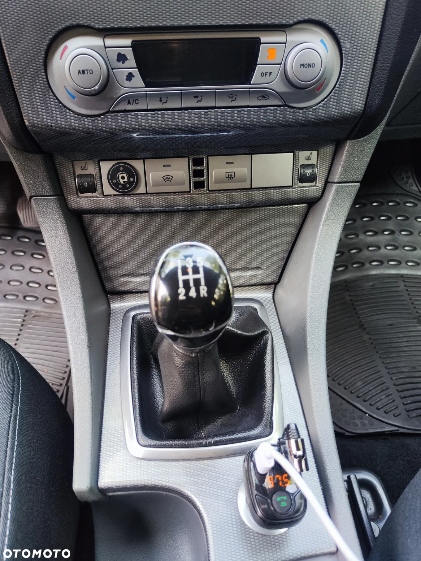 Ford Focus - 35