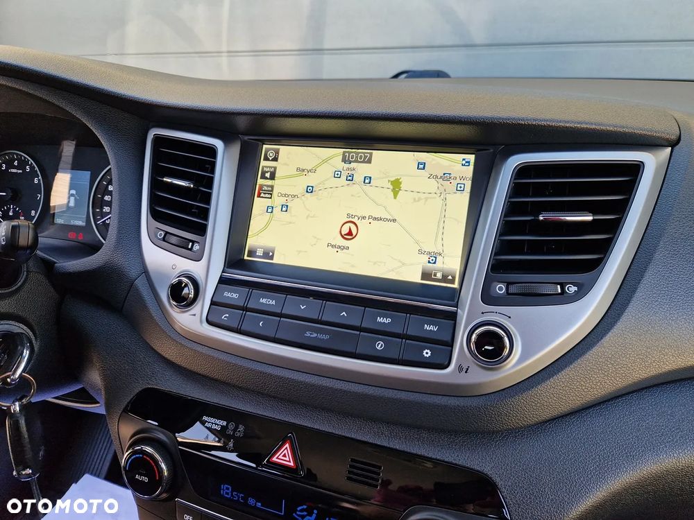 Hyundai Tucson blue 1.6 GDi 2WD Navi - 26