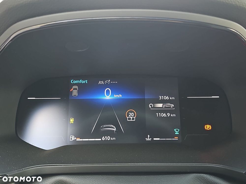 Renault Captur - 13