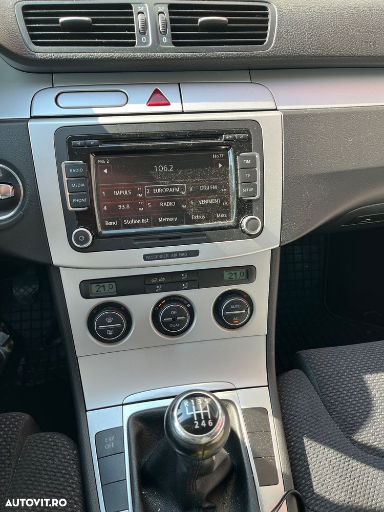 Volkswagen Passat Variant 2.0 TDI Highline - 8