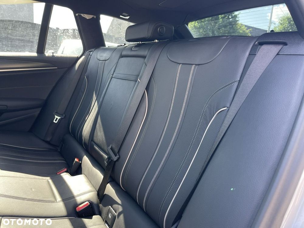 BMW Seria 5 - 16