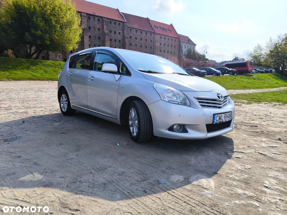 Toyota Verso - 11