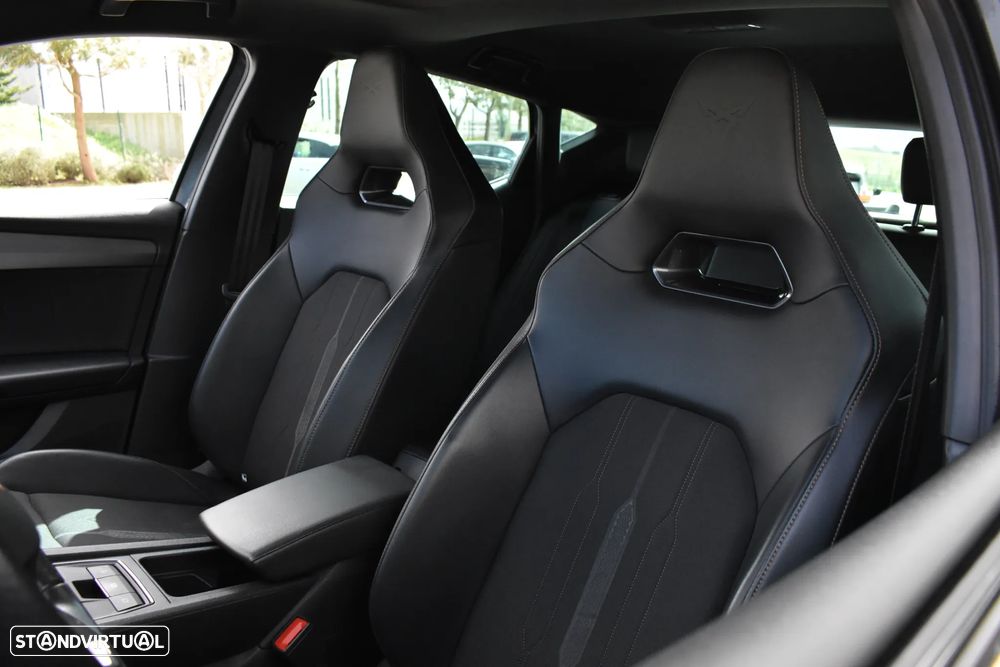 Cupra Leon 1.4 e-Hybrid VZ DSG - 26