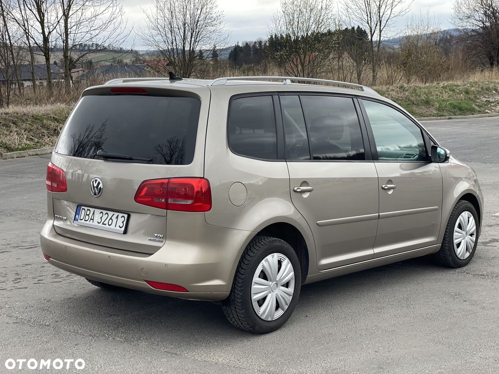Volkswagen Touran 1.6 TDI DPF BlueMotion Technology Comfortline - 10